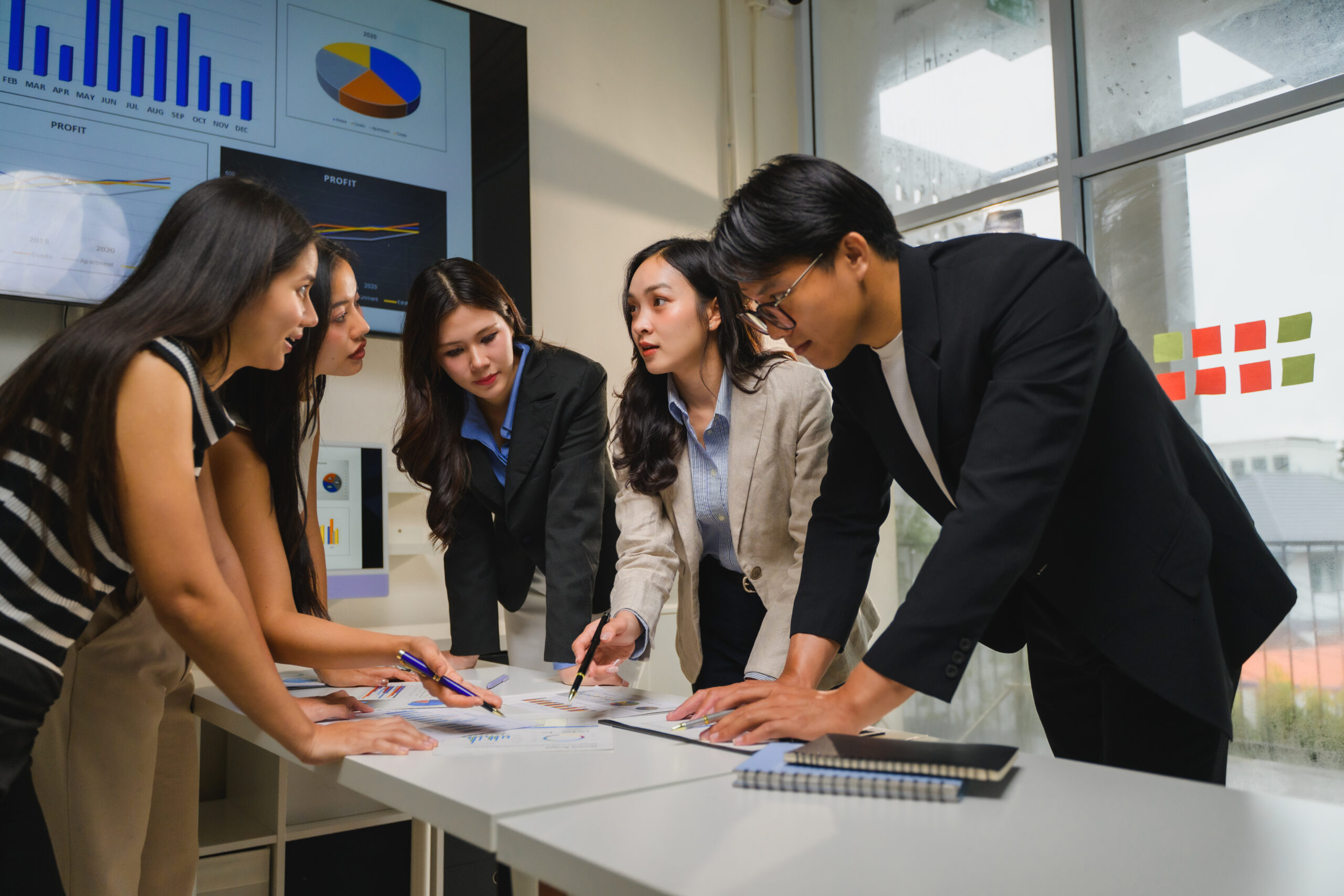 Training tomorrow's leaders today! Empowering corporate teams with the skills they need to succeed. #CorporateTraining #LeadershipDevelopment #SingaporeBusiness